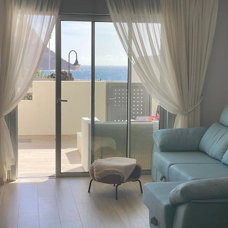 A Beautiful Apartment With A Beach View - La Tejita - El Medano Dış mekan fotoğraf
