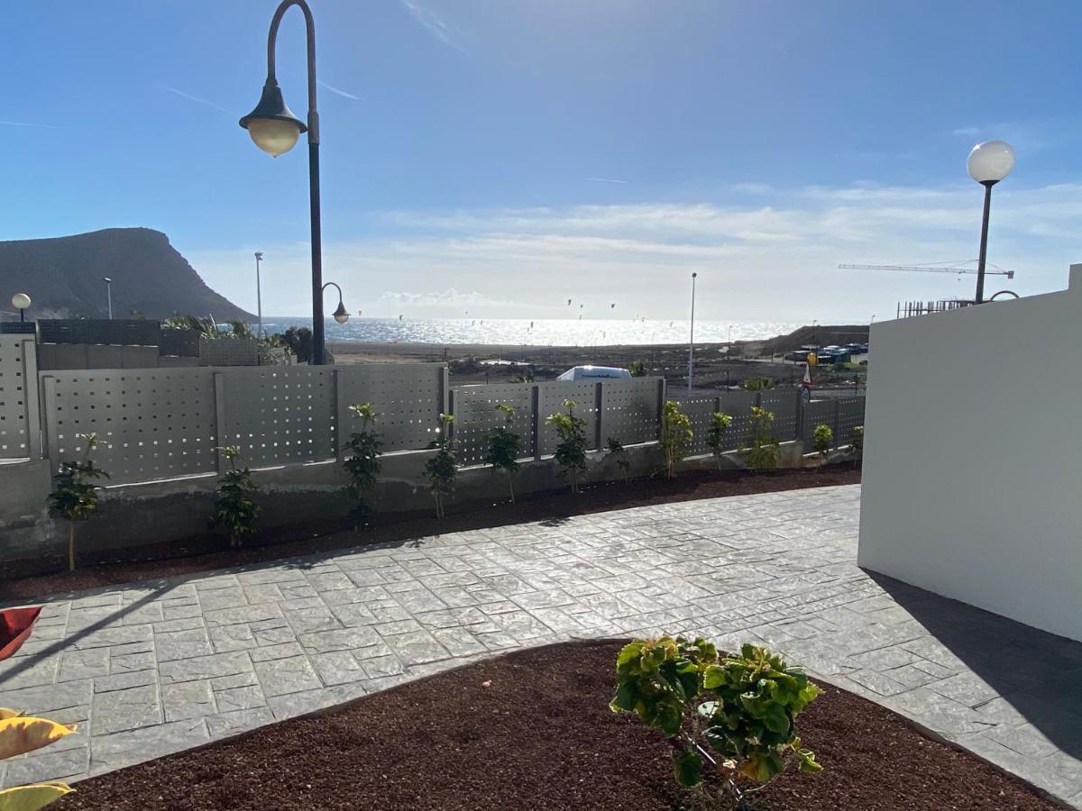 A Beautiful Apartment With A Beach View - La Tejita - El Medano Dış mekan fotoğraf