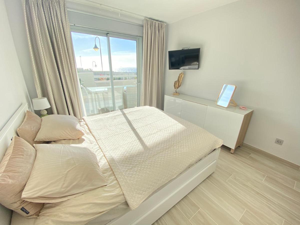 A Beautiful Apartment With A Beach View - La Tejita - El Medano Dış mekan fotoğraf