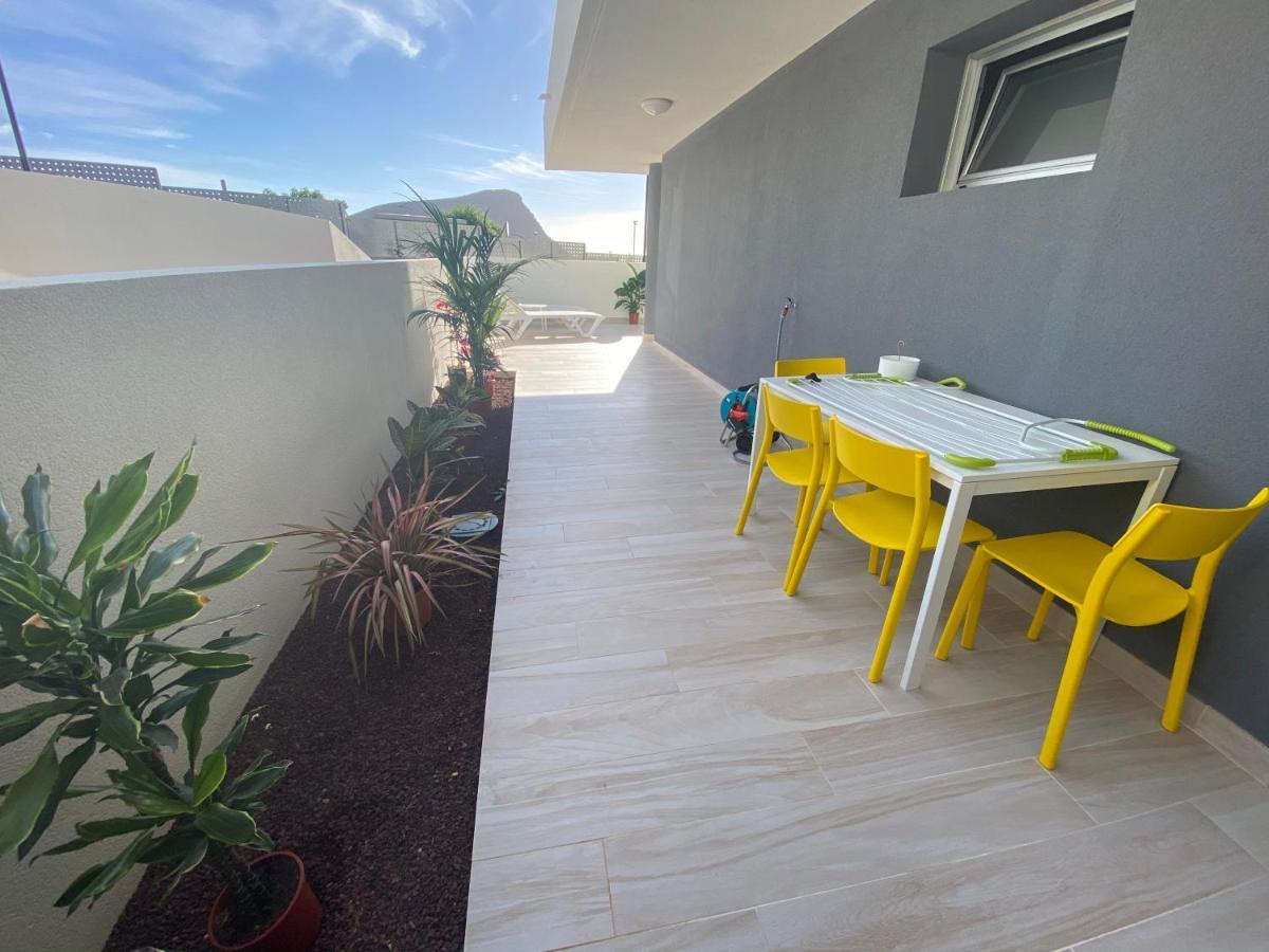 A Beautiful Apartment With A Beach View - La Tejita - El Medano Dış mekan fotoğraf